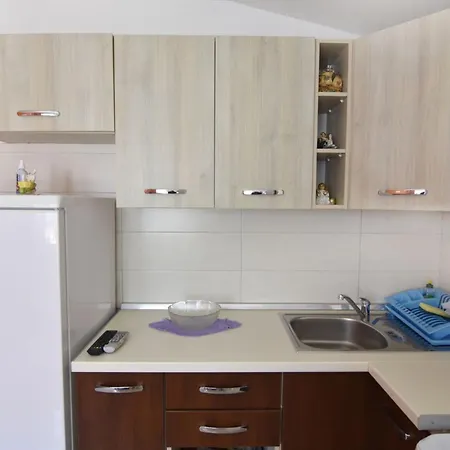Practical With Ocean View Apartmán