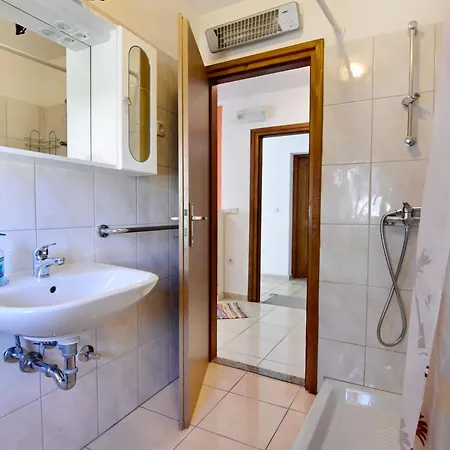 Practical With Ocean View *