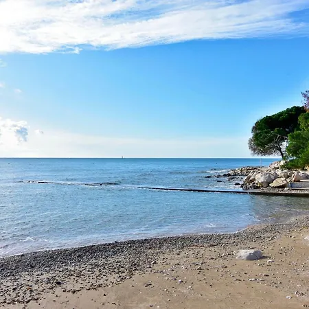 Practical With Ocean View Zambratija (Istria)
